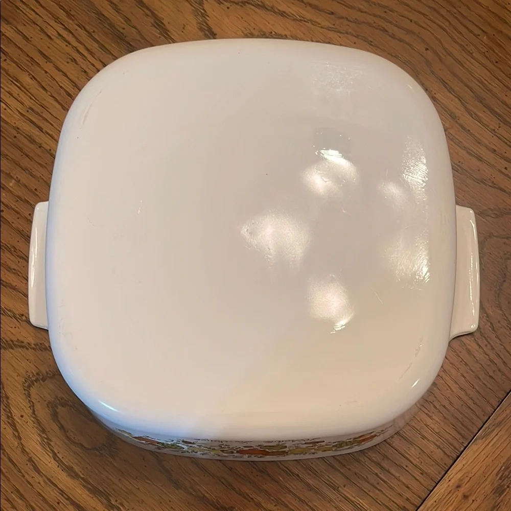 Corningware Spice of‎ Life White Casserole Dish with Lid